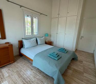 Loutra Oraias Elenis House | Helen's house in loutra
