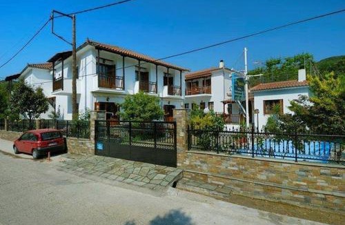 Platania Apartment | Charoula