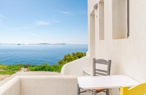 Agios Sostis Apartment | Gefyra