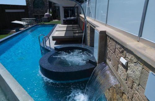 Kissamos Villa | Villa Rokka Luxe - Free Private Heated Pool, Hot Tub, and more