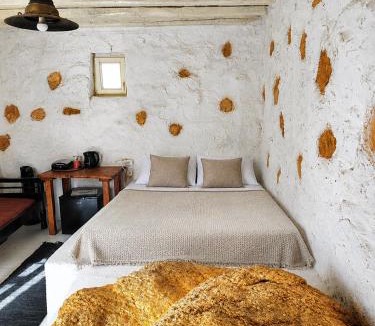 Paraga Cabin | Artemis Cottage Authentic Mykonian Stone House near Super Paradise