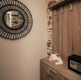 Perivolia Apartment | Ellafos Traditional Living-Elafonisi Couples Retreat