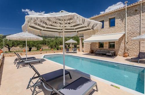 Kardamyli Villa | The Olive Grove Kardamyli