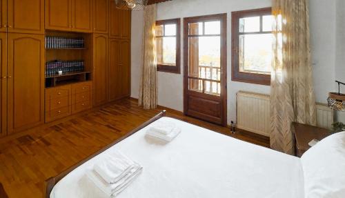 Trikala Villa | Villa Hill