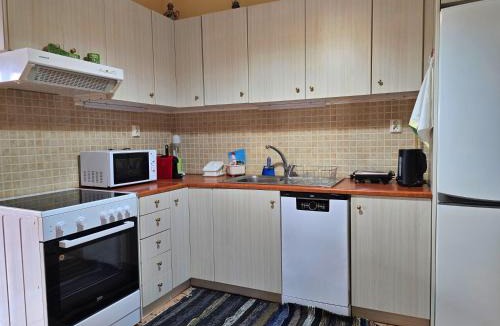 Kini House | 2 Bedrooms Holiday Homes In Kini