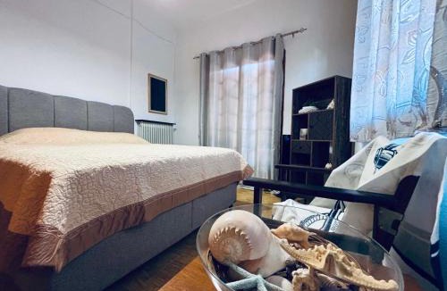 Lokroi Apartment | Apartment with Garden