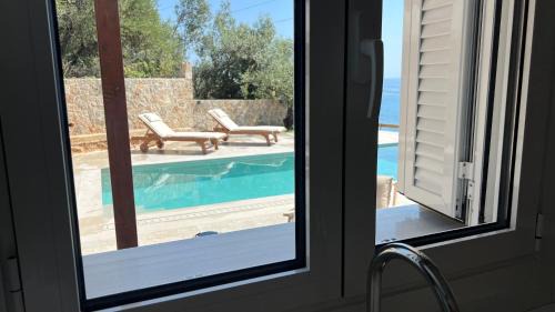 Kato Pavliana Villa | Petra Mare