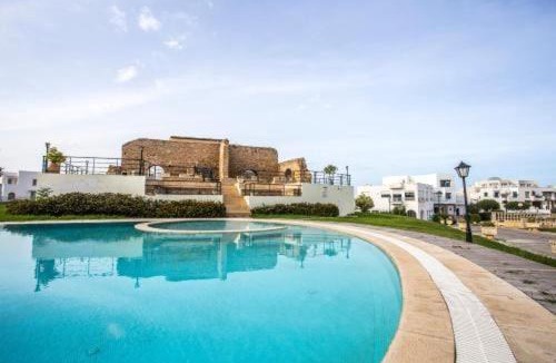 La Marsa Villa | Duplex Élégant avec grand Jardin Privé Golden Tulip Gammarth