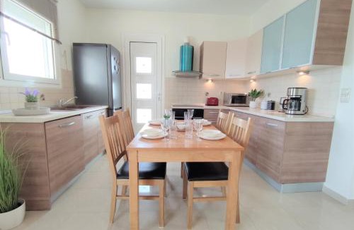 Haraki Villa | Villa with 2 bedrooms - 2 bathrooms - Private pool - WiFi 350 Mbps