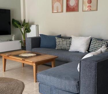 Korinthos Villa | Apollonian House