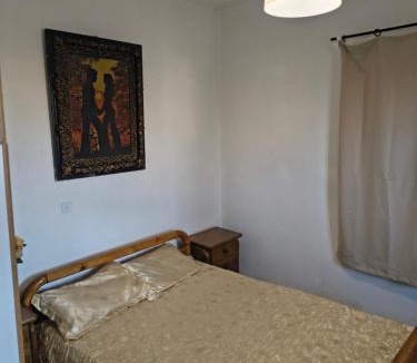 Agia Marina Mikrolimanou House | Villa Elvira