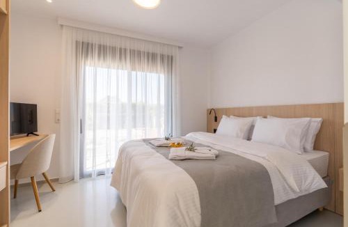 Kokkini Chani Villa | Notias-An Intimate Stay with Private Garden & Pool