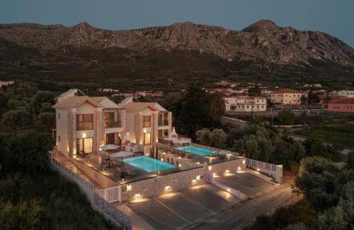 Paleros Villa | Tomas Villas