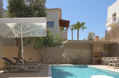 Sfakaki Villa | Foothills Tangerine Villa