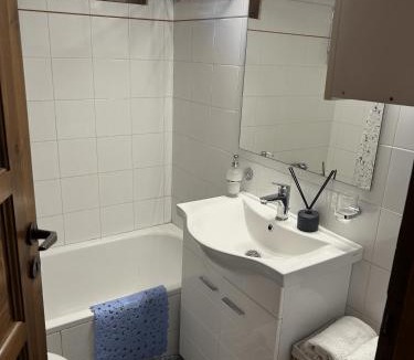 Khalandrion Apartment | George's Room Halandri