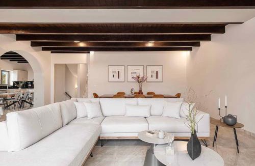Chorafakia Villa | Luminus Arcus Villa - Modern villa with a private pool!