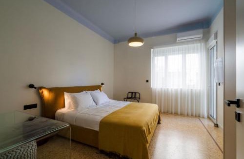Exarhia Apartment | Spacious 3BR Garden Retreat Near National Archaeological Museum