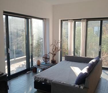 Vizari Apartment | Sea Breeze Ecological Villa
