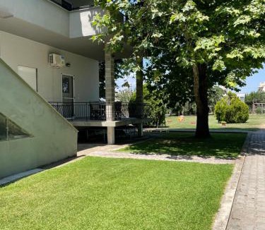 Paralia Ofryniou Apartment | Villa Maria