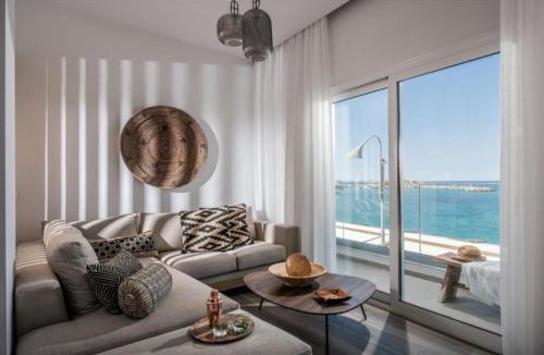Limenas Chersonisou Apartment | Khroma Luxury Suite 3- Beach front apartment