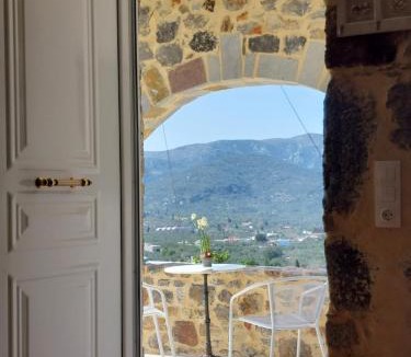 Kato Metochi Apartment | Roza Stone Studio with Private Veranda & Mountain view