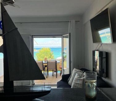 Milos Apartment | Ελένη