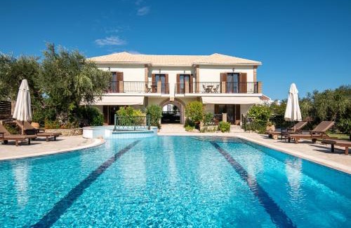 Neromilos Villa | Olive Tree Villas - 400m from the beach, by ZanteWize