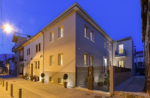 Ioannina Town Centre Apartment | Zalo Urban Living Spaces