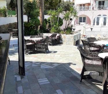 Agia Marina Apartment | Villa Alexandra