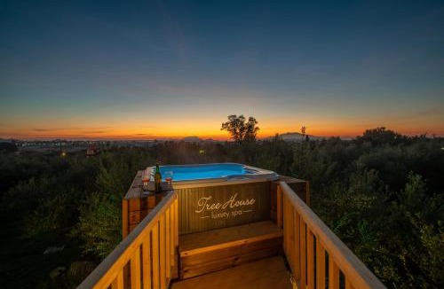 Agia Marina Villa | Zante Lagos holiday homes Treehouse and Villa