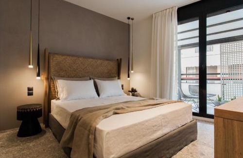 Plaka Apartment | * Boutique Syntagma apartment w/plunge pool *