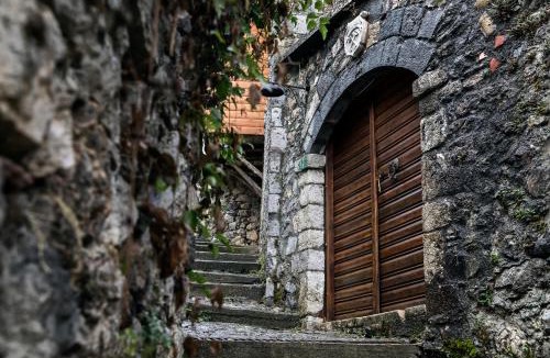Trikolonoi House | Kanto's Guesthouse