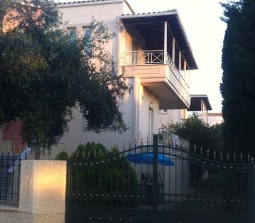 Mytikas House | Anna's Villas by the Sea