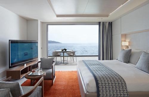 Elounda Hotel | Elounda Beach Hotel & Villas, a Member of the Leading Hotels of the World
