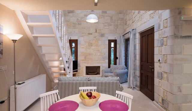 Spilia Village Hotel & Villas