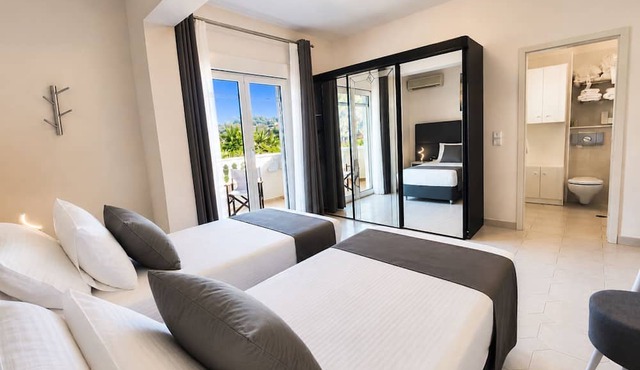 Villa Small Paradise