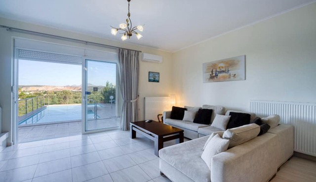 Holiday home "Zafira" with hot tub