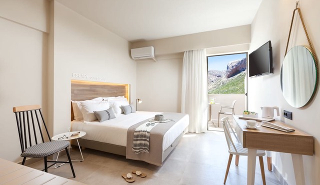 Carian Hotel