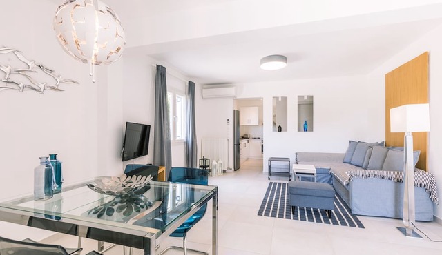 Seaview Luxurious Apartment near Corfu Town - Adults Only By Konnect