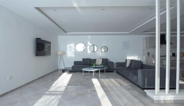 Luxurious Villa in La Marsa Elegance Comfort & Ideal Location