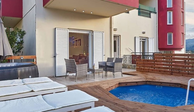 Middle Of Crete Apartment
