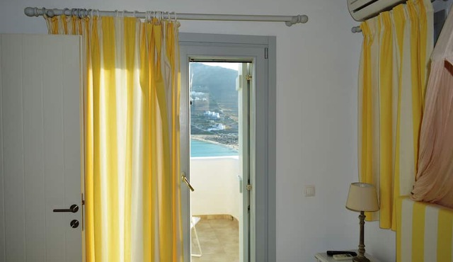 Sea Side Studios & Houses