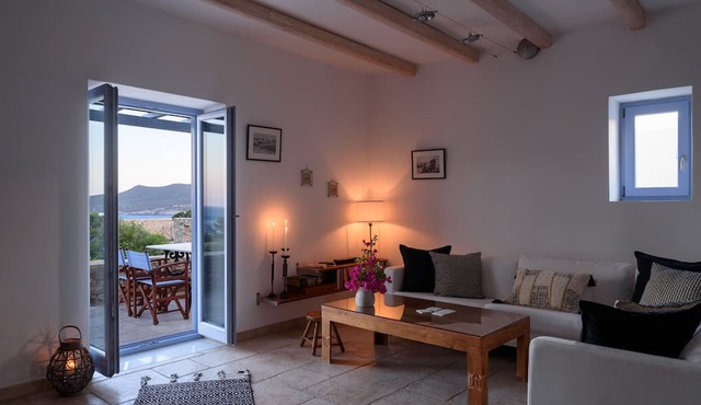 Antiparos Luxury Villas