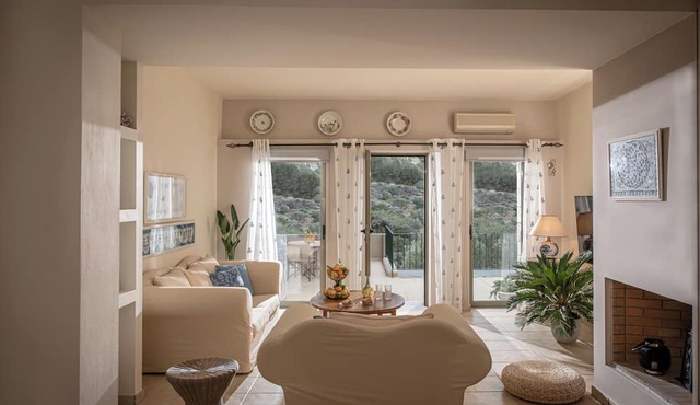 Istron Villas
