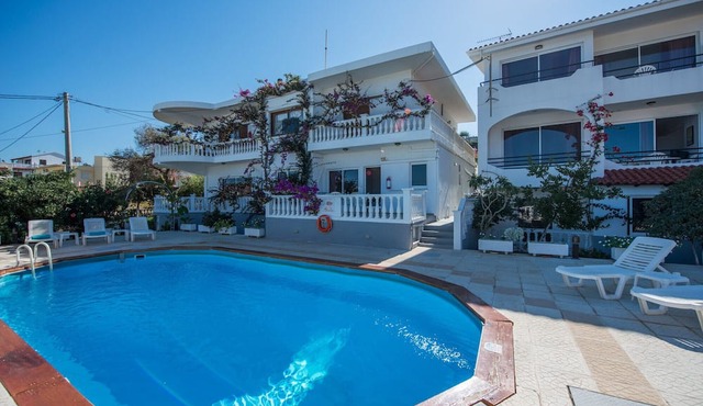 Rouladina Apt 2
