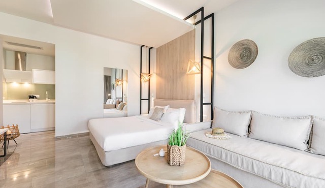 Minthi Boutique Apartments