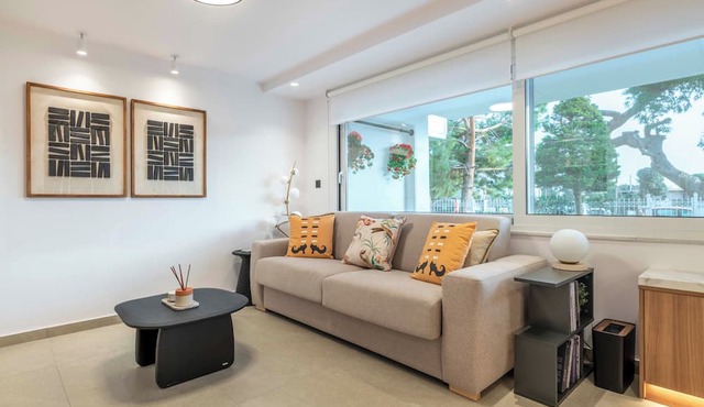 Glyfada Coastside Apartment