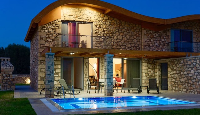Estrella Villas