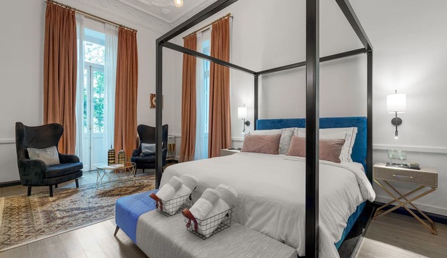 Presidential Suite by 2 Mazi Suites