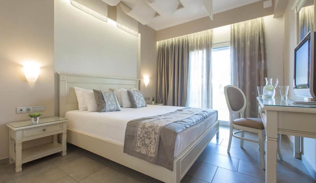 Ionion Beach Apartment Hotel